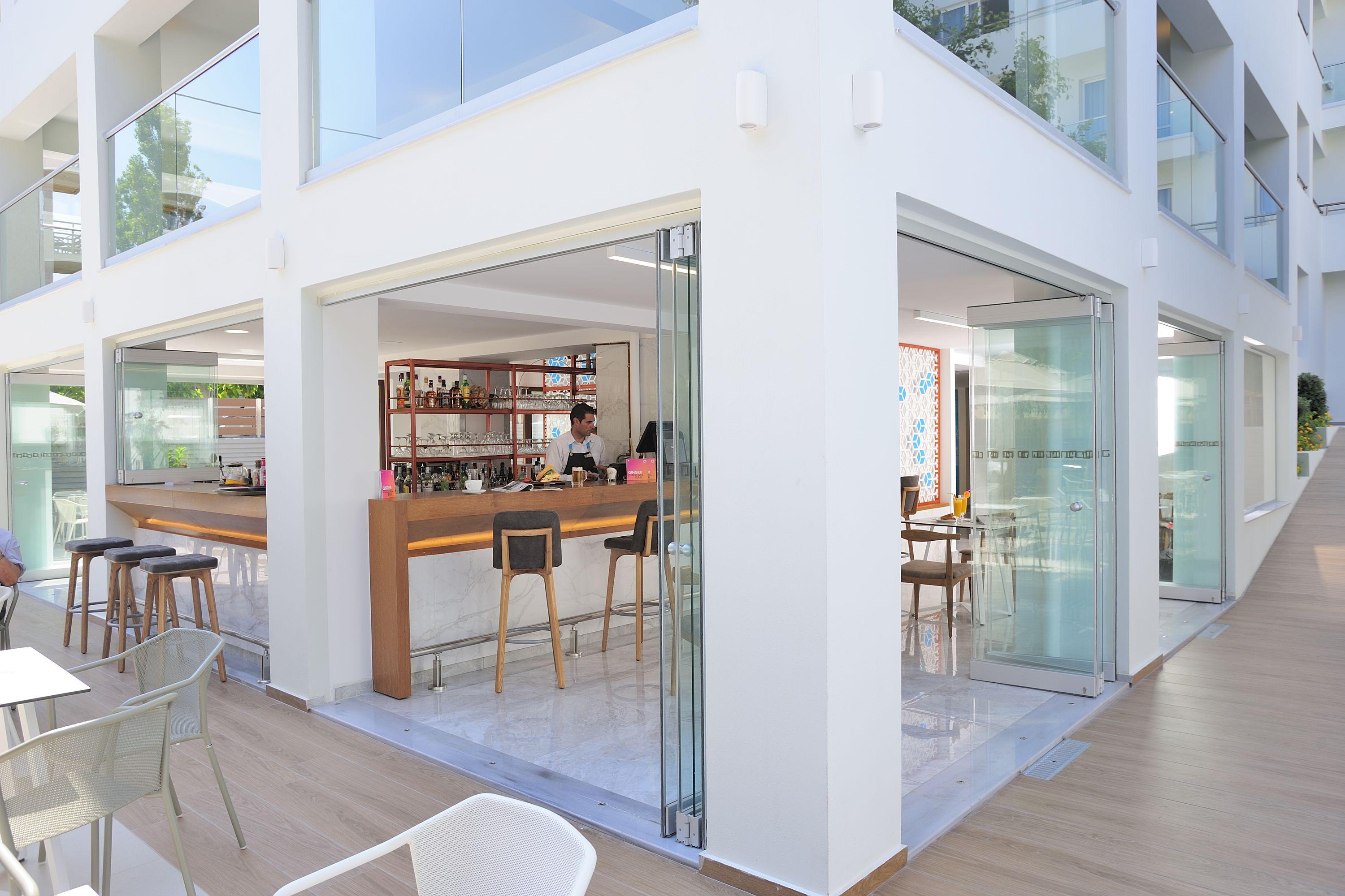 Atrium Ambiance Hotel (Adults Only) Ретимно Екстериор снимка