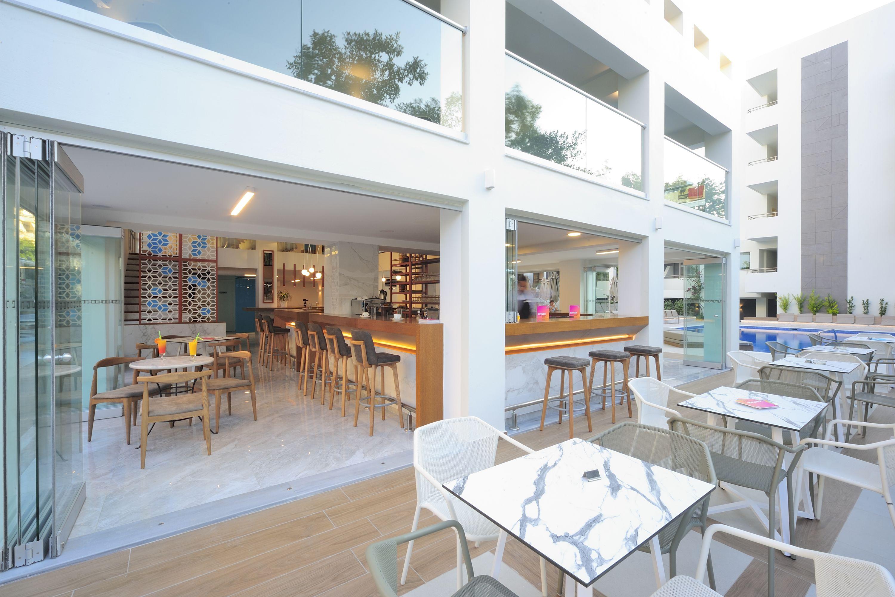 Atrium Ambiance Hotel (Adults Only) Ретимно Екстериор снимка